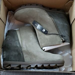 Sorel joan of arctic wedge II zip